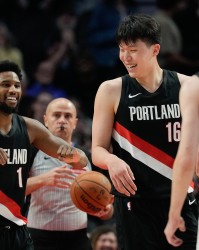 开云体育官网-明日开拓者对阵爵士伤病情况：杨瀚森出战成疑 利拉德&amp;夏普缺席