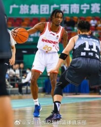 深圳男篮主教练：四天四战的密集赛程对球员体能是不小的考验